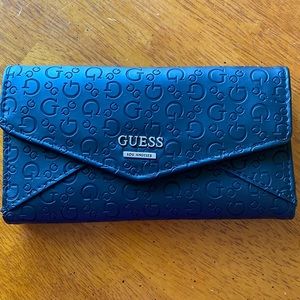 Guess wallet
